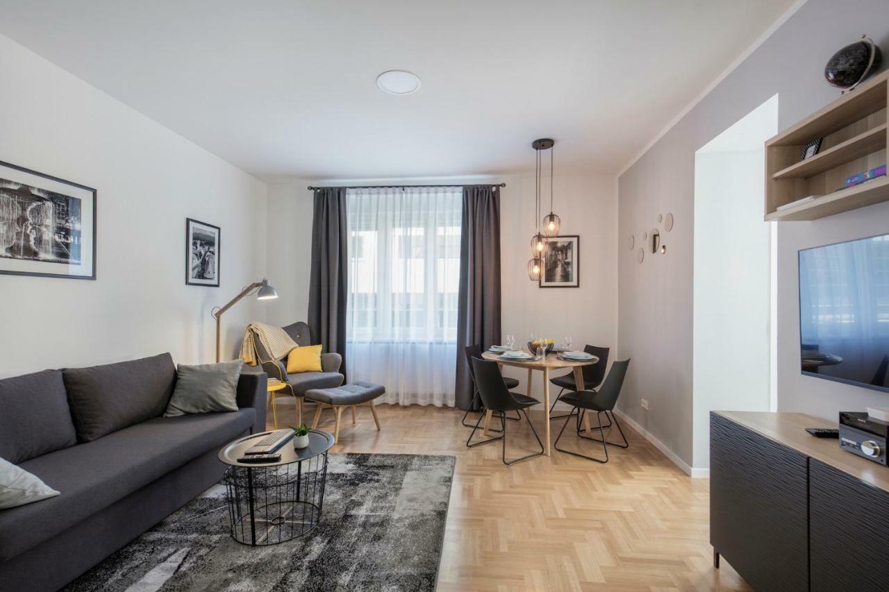 Apartments N10 Загреб Экстерьер фото